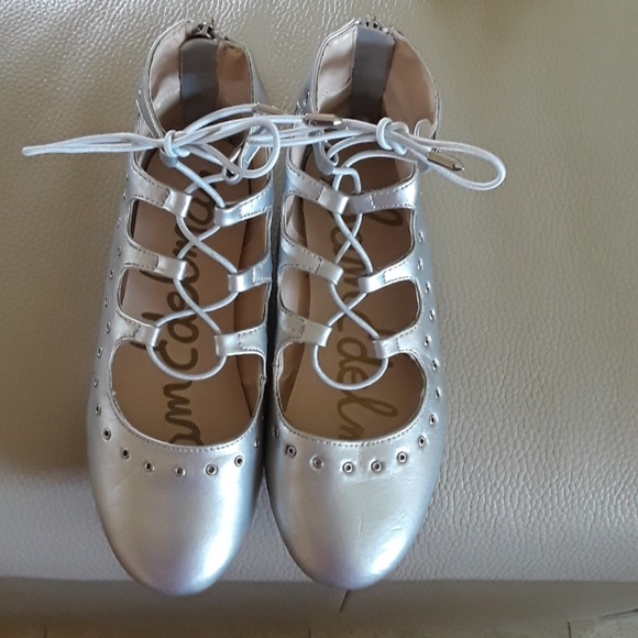 Novelty Footwear Bhandup West Shoe Dealers in Mumbai Justdial Novelty Footwear Bhandup West Shoe Dealers in Mumbai Justdial